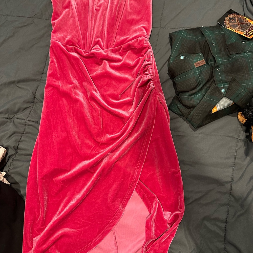 Lulu's Strapless Pink Velvet Dress